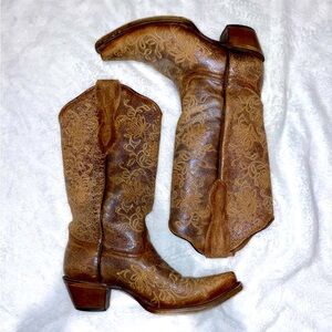 Circle G, brown and tan cowboy boots, size 7.5, EUC